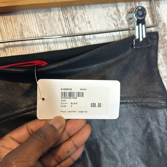 Spanx Black Faux Leather Leggings Style 2437 Sz S/P - Picture 10 of 15